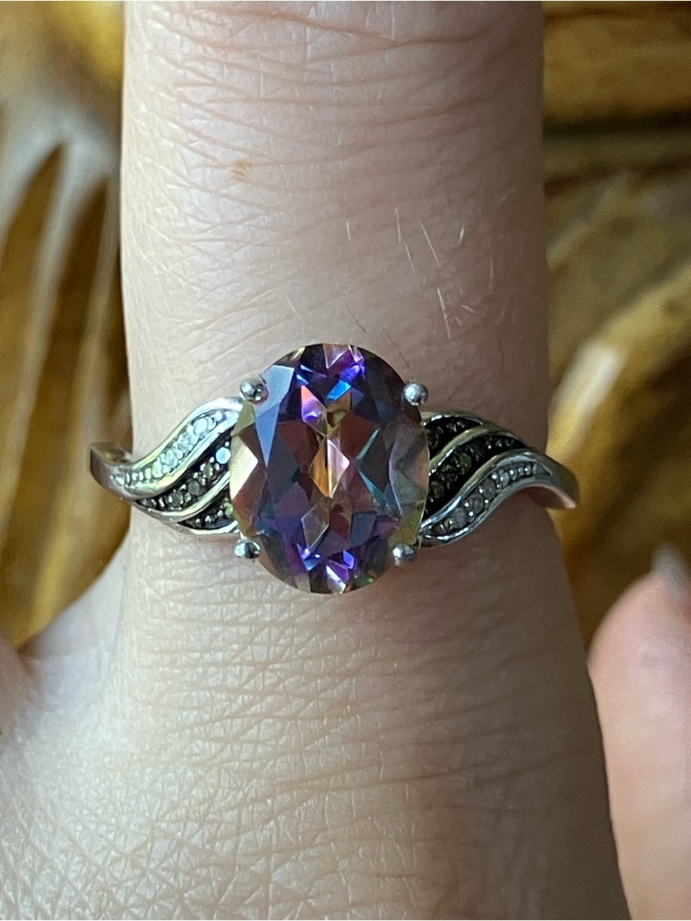 Northern Lights Quartz Diamond Ring Size 8.75